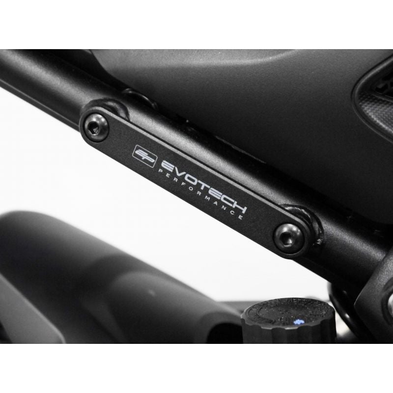 Triumph Trident 2021+ Staffe Rimozione Pedane