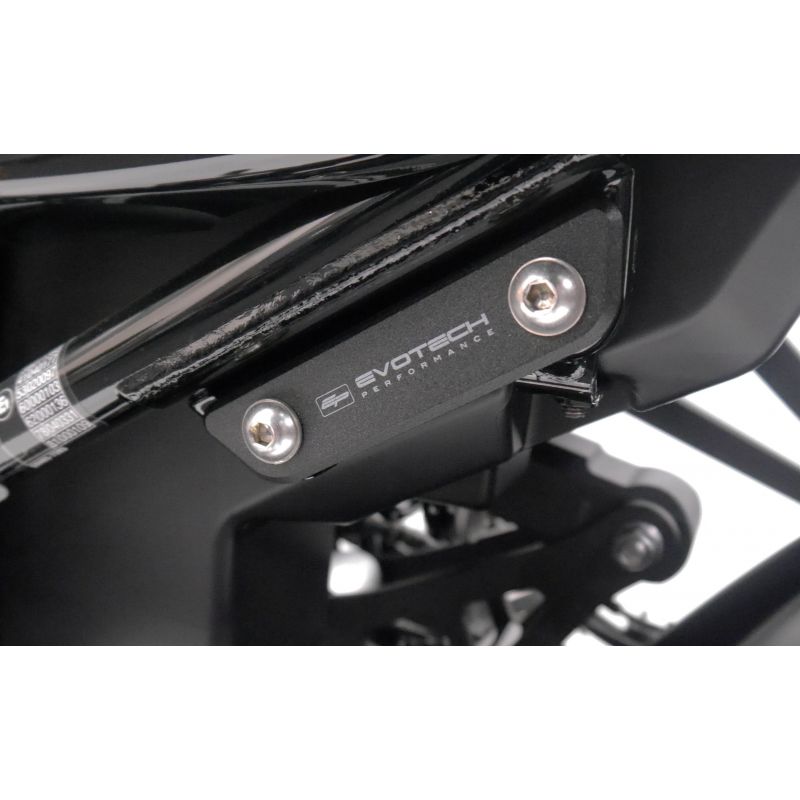 Kawasaki Z900RS Performance 2018+ Staffe Rimozione Pedane