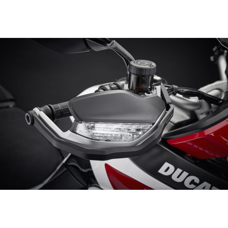 Ducati Multistrada 1200 S D air 2015+ Protezioni Mani Ducati Multistrada 1200 S D air 2015+ Protezioni Mani