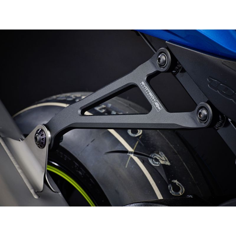 PRN013570-013710-01 Suzuki GSX-R1000 2017+ Staffa Supporto Scarico  Evotech-performance