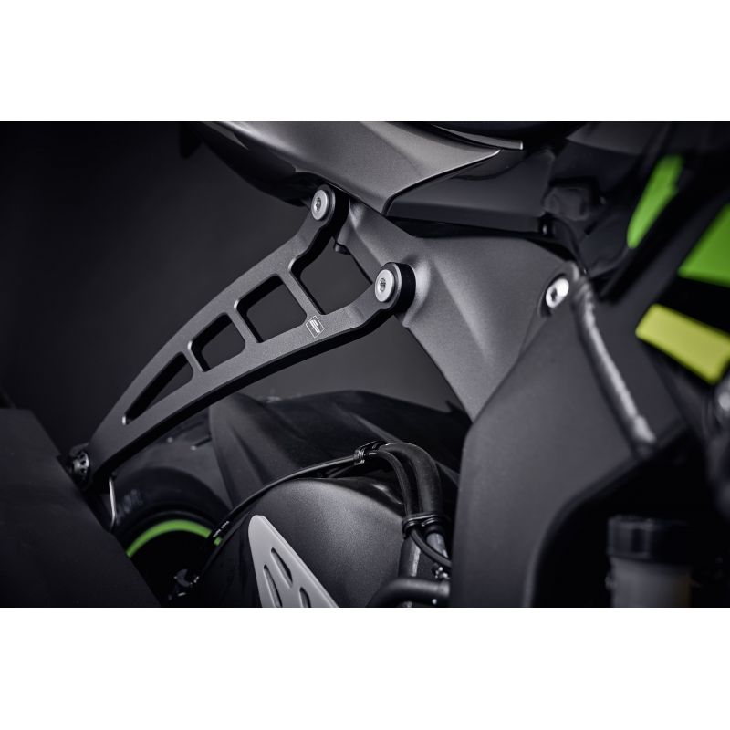 Kawasaki ZX6R 2013+ Staffa Supporto Scarico