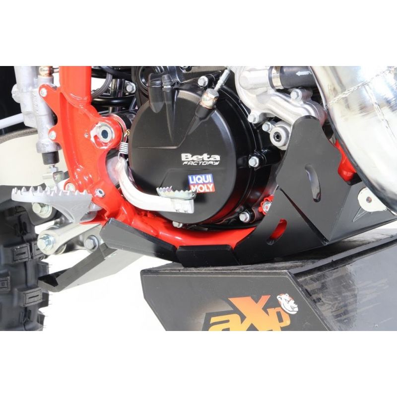 Piastra paramotore Xtrem AXP RACING 8mm con protezione leverismi BETA RR 125 2T 2020-2022 Nero