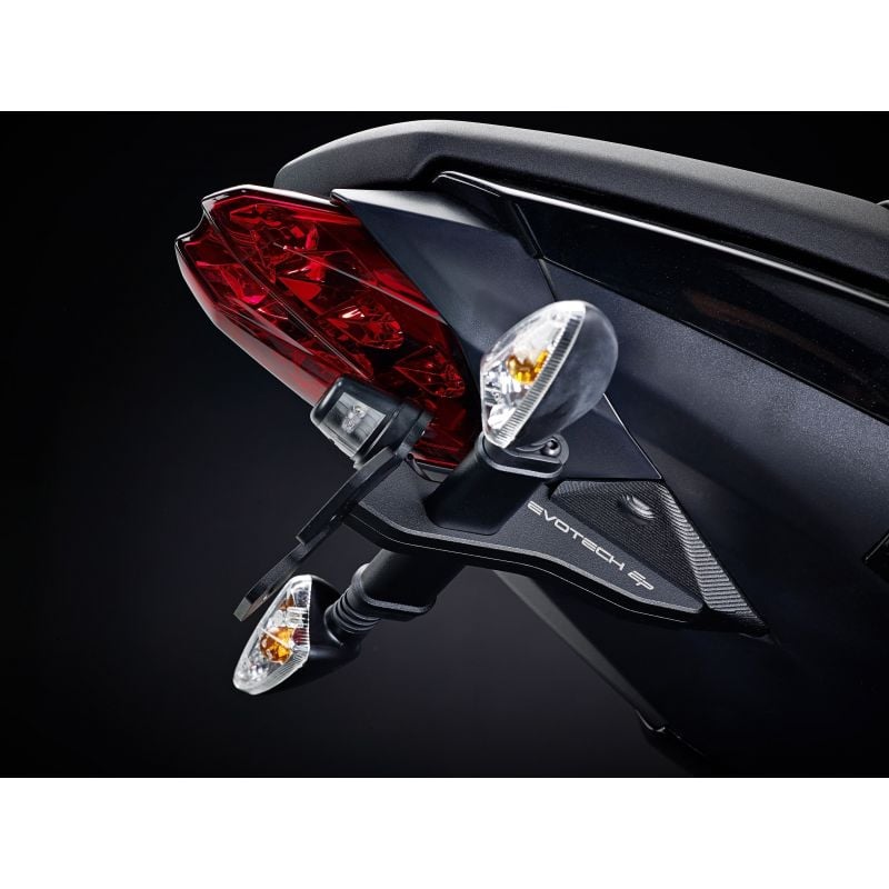 PRN010833-15 Triumph Street Triple 765 R 2023+ Porta Targa Evotech-performance PRN010833-15 Triumph Street Triple 765 R 2023+ Porta Targa Evotech-performance