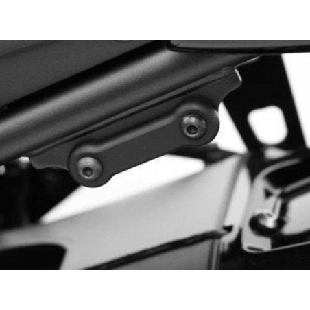 Plaques de recouvrement de trous Repose-pied arrière (pièce unique) Yamaha Fz8 2010-