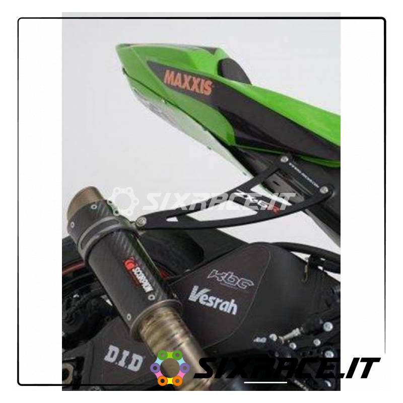 Staffa supporto scarico + piastra fori pedane posteriori Kawasaki ZX6-R 09-13