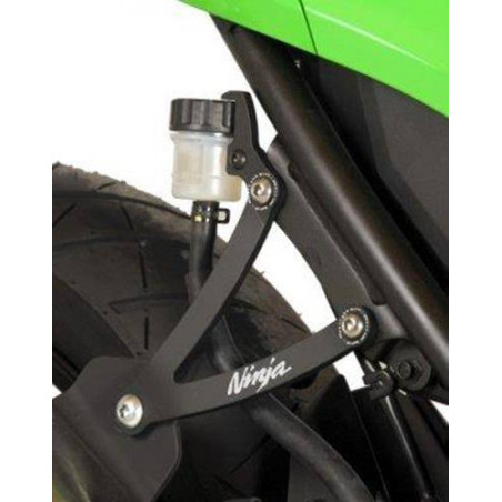 Staffa supporto scarico + piastra fori pedane posterioriKawasaki Ninja 300 / Z2