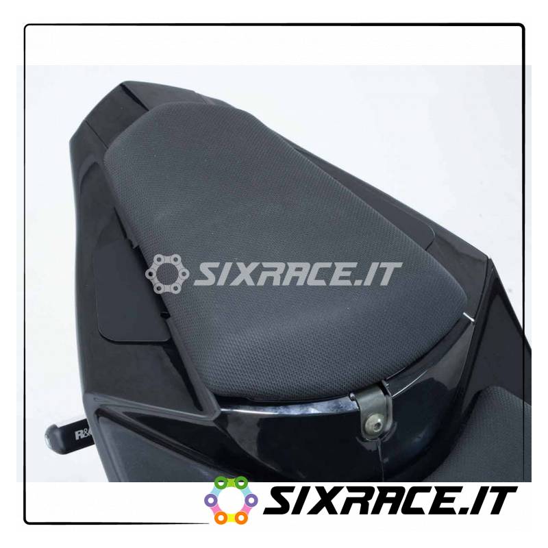 Placchette copri fori poggiapiedi posteriori (paio) Genata XRZ125