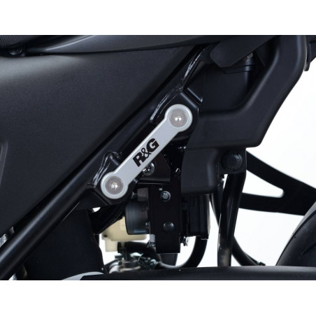 Placchette copri fori poggiapiedi posteriori (lato SX) Suzuki SV650 16- / SV65