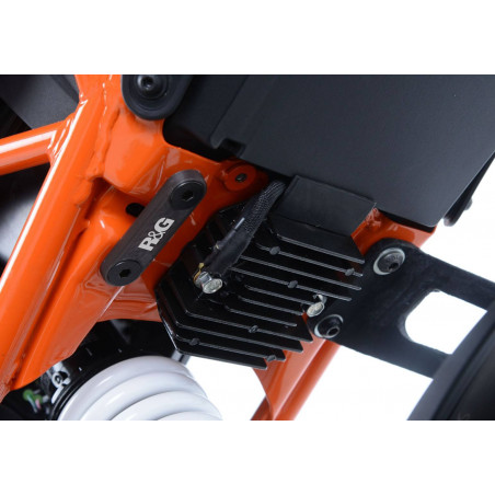 Caches-trous arrière côté SX KTM 125/200 Duke 17-