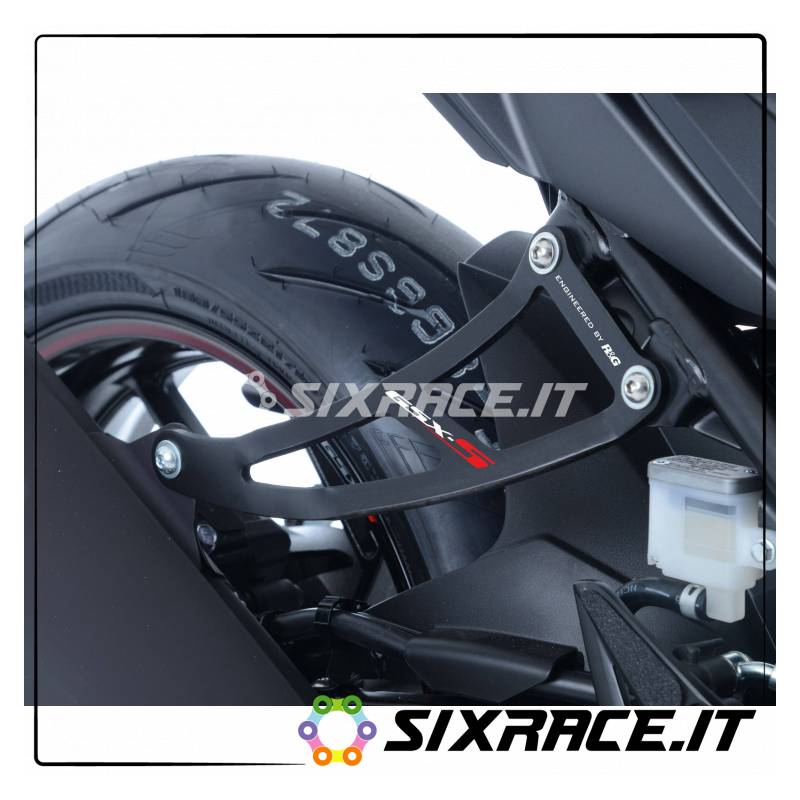 Staffa supporto scarico + piastra fori pedane posteriori Suzuki GSXS 750 17-