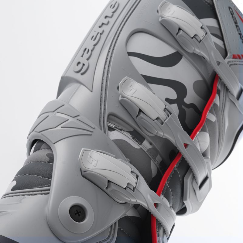 Stivali Motocross FASTBACK ENDURANCE.. SNOW CAMO