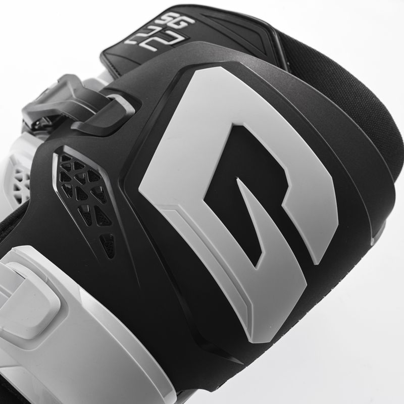 Stivali Motocross SG22 BLACK/WHITE