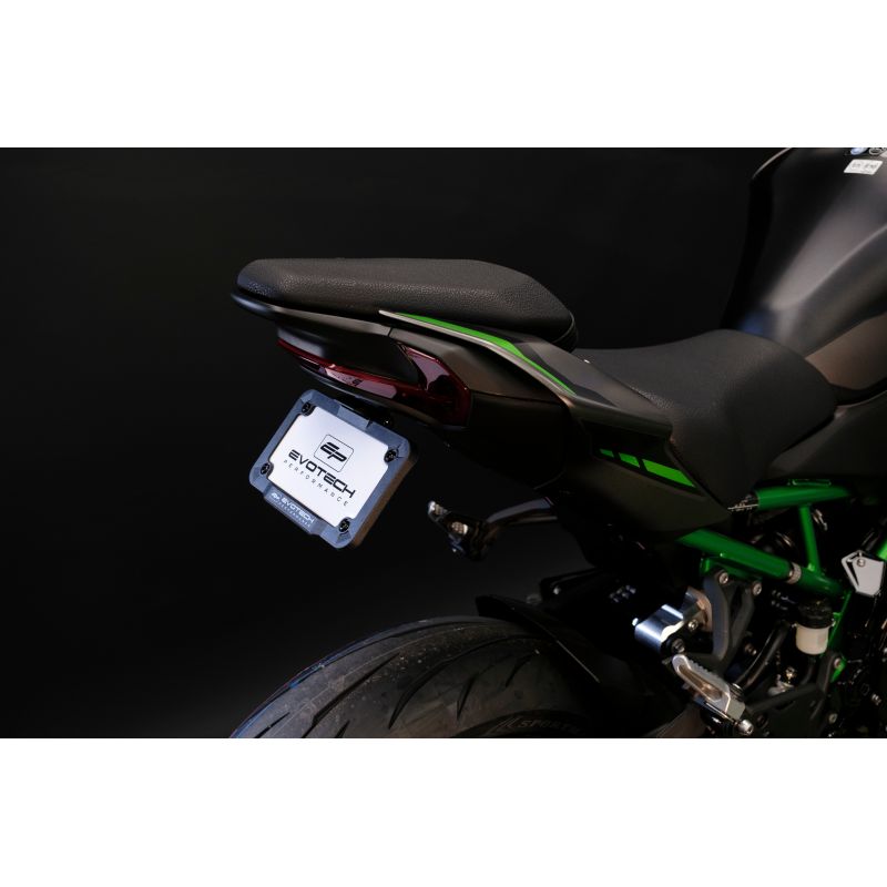 Kawasaki Z900 2025+ Porta Targa