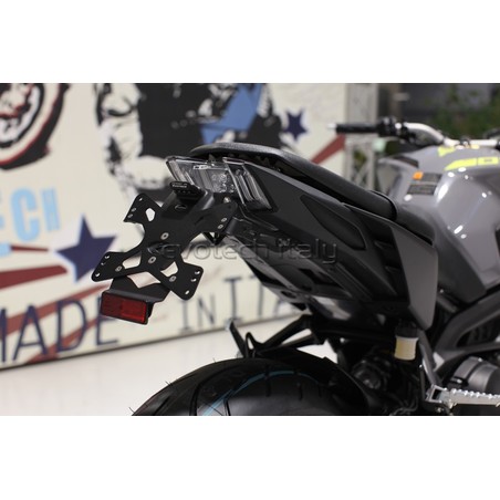 Portatarga regolabile Yamaha MT-09 17-20