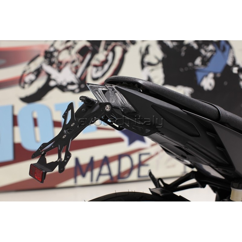 Portatarga regolabile Yamaha MT-09 17-20
