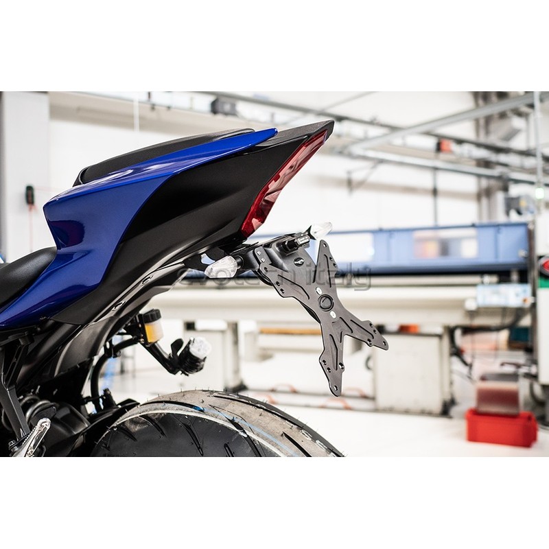Portatarga regolabile Yamaha R7 21-25