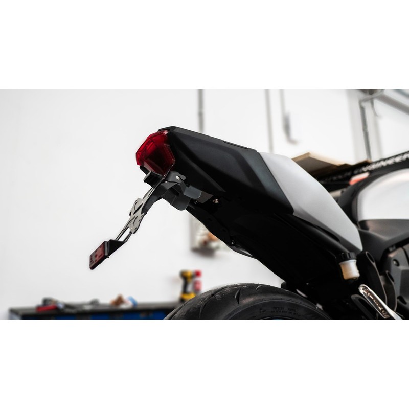 Portatarga regolabile Evotech Yamaha MT-07 2025