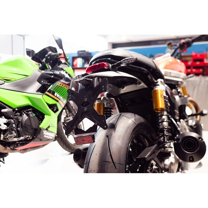 Portatarga Triumph Speed Twin 1200 RS 25-26