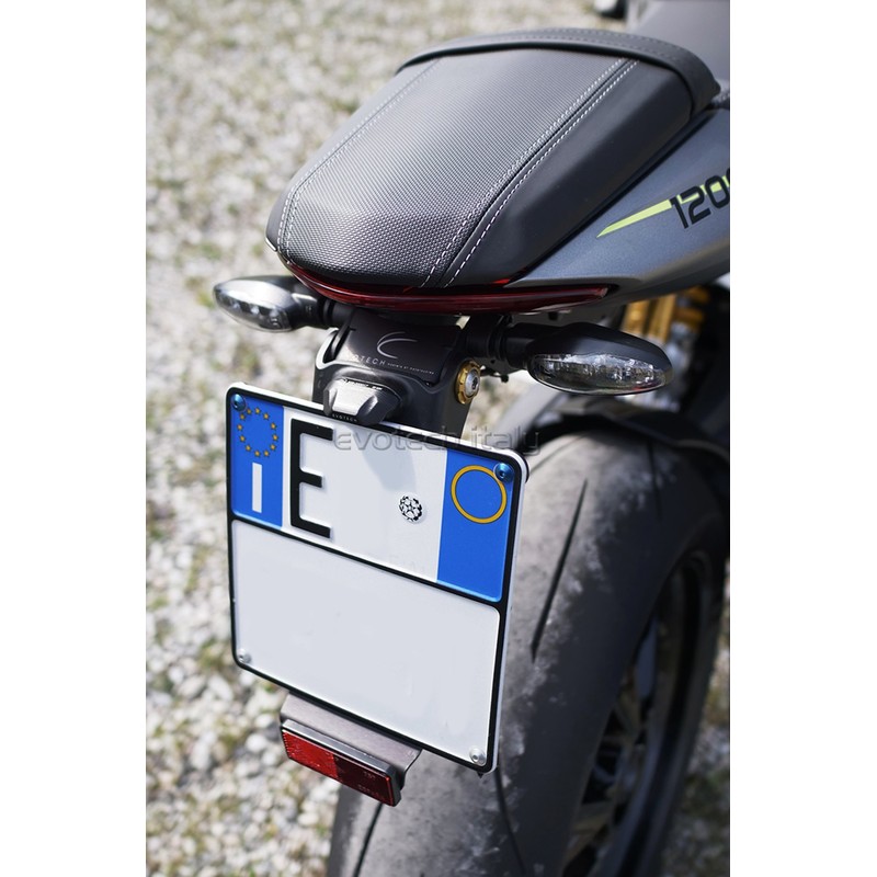 Portatarga reg. Triumph Speed Triple RS/RR 1200 21-26