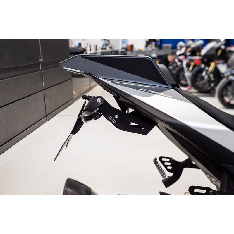 Portatarga regolabile Aprilia RSV4 1100 Factory 21-26