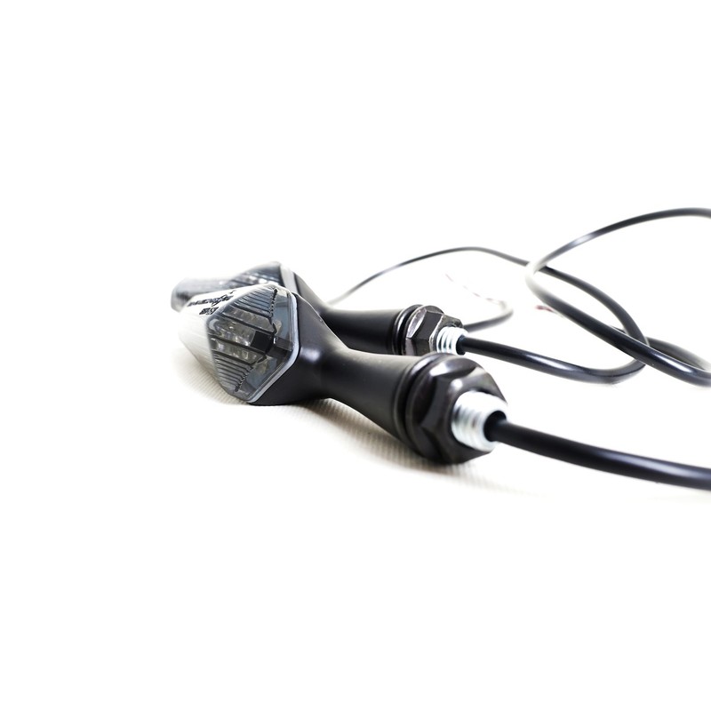 Coppia frecce a led con vetrino fumé APRILIA