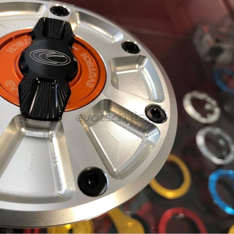 Tappo benzina a sgancio rapido Ktm 790 Duke 18-20