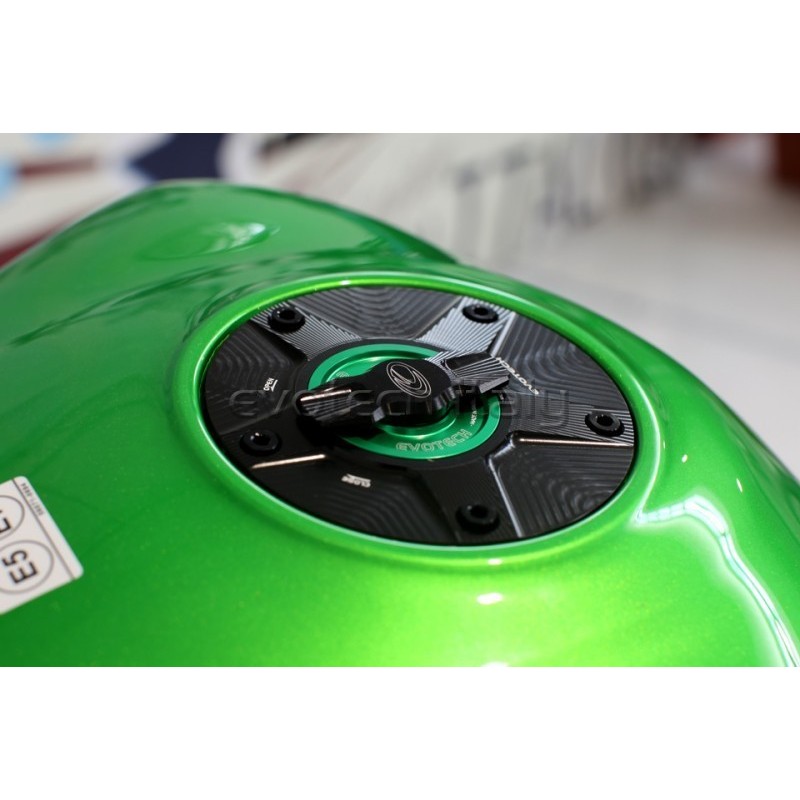 Tappo benzina sgancio rapido 1/4 di giro modelli KAWASAKI