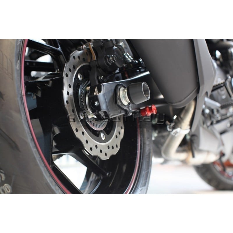 Protezione forcellone Suzuki GSX-S 750 17-20 SOLO SCARICHI AFTERMARKET