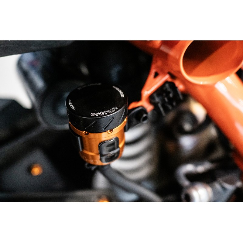 Kit serbatoio liquido freno posteriore e frizione idraulica con oblò BENELLI