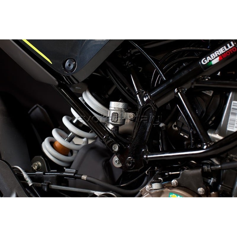Kit serbatoio liquido freno posteriore e frizione idraulica con oblò MV AGUSTA