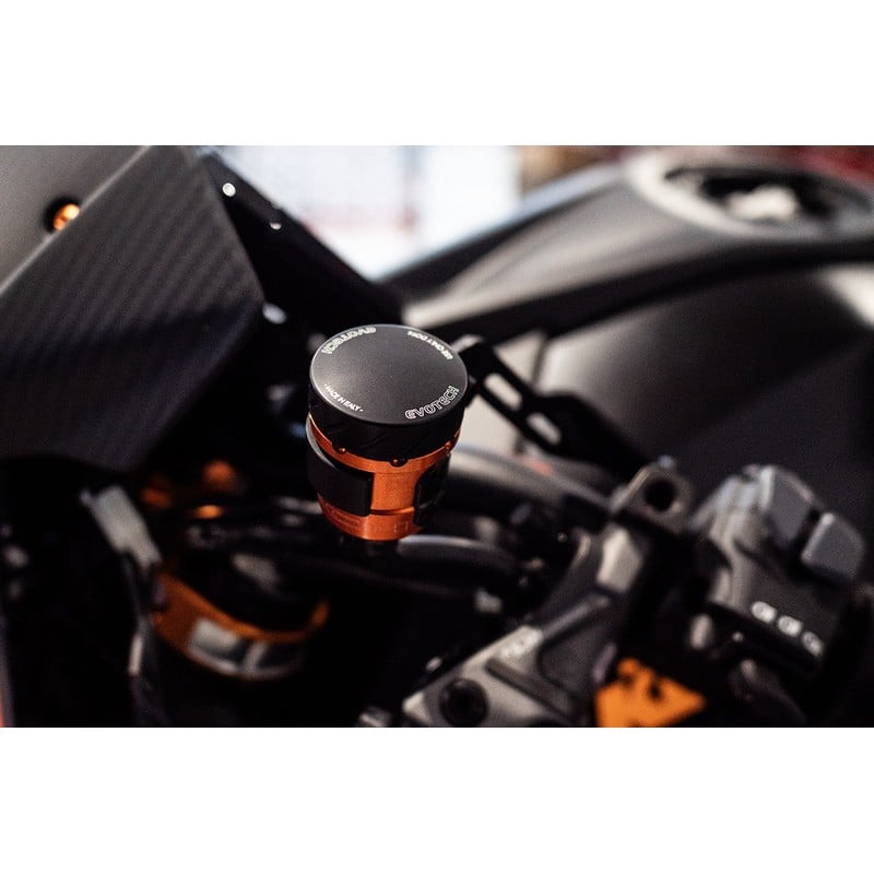 Kit serbatoio liquido freno posteriore e frizione idraulica con oblò TRIUMPH
