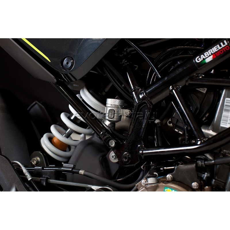 Kit serbatoio liquido freno posteriore e frizione idraulica con oblò YAMAHA