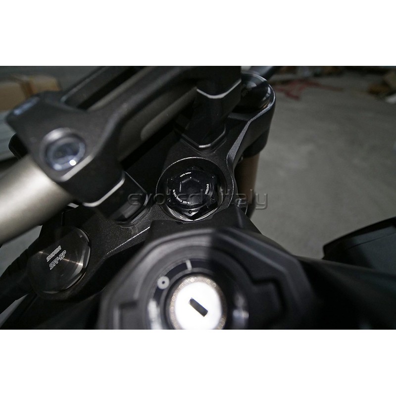 Dado canotto di sterzo  cieco M24x1 TRIUMPH