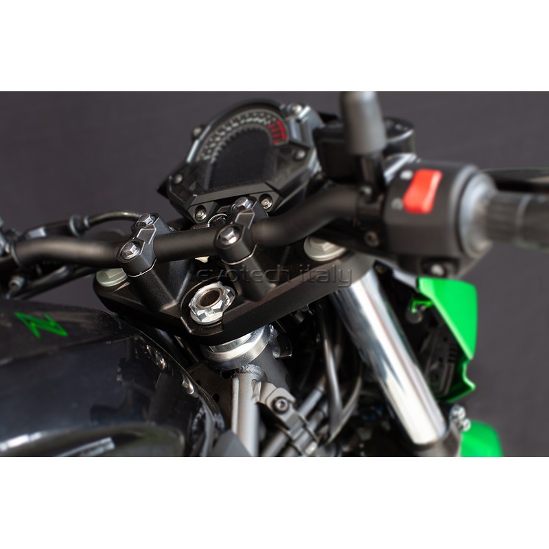 DADO ERGAL M25X1 (piastra di sterzo) DUCATI