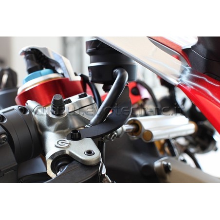 Staffa adattamento dx per serbatoio liquido freno ant Panigale/Supersport DUCATI