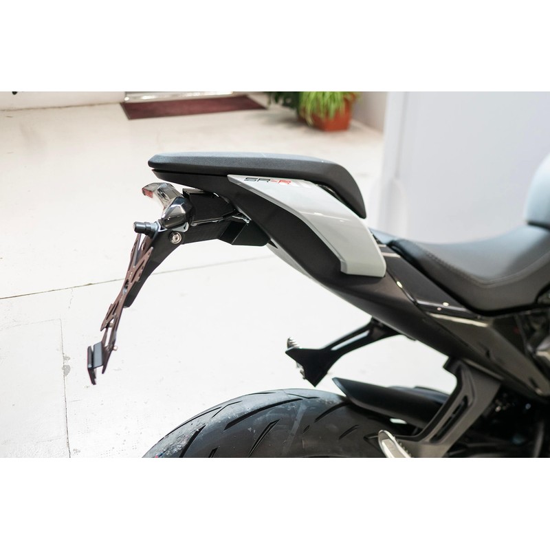 ESTR-1504 Regulowany uchwyt tablicy rejestracyjnej Evotech Cf Moto 675 SR-R 25-26