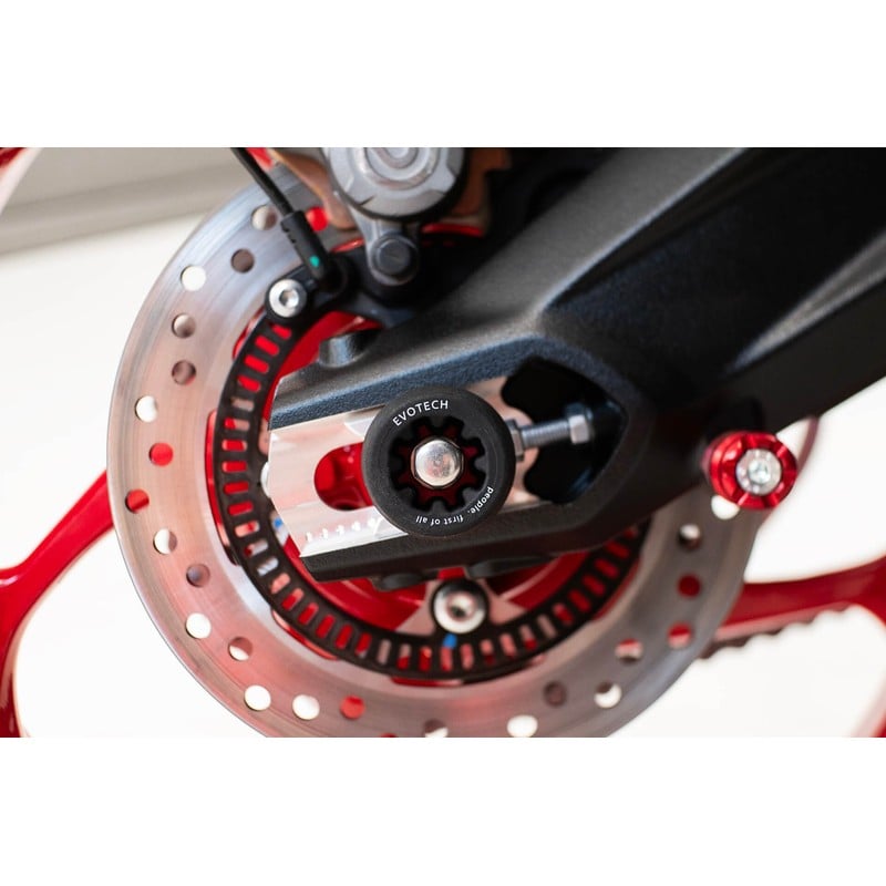 PRF-0710 Protezione forcellone Triumph Street Triple 660 S