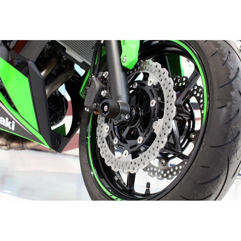 PRFA-0420 Front axle fork guard Kawasaki Z650 17-26/Ninja 650/ KRT