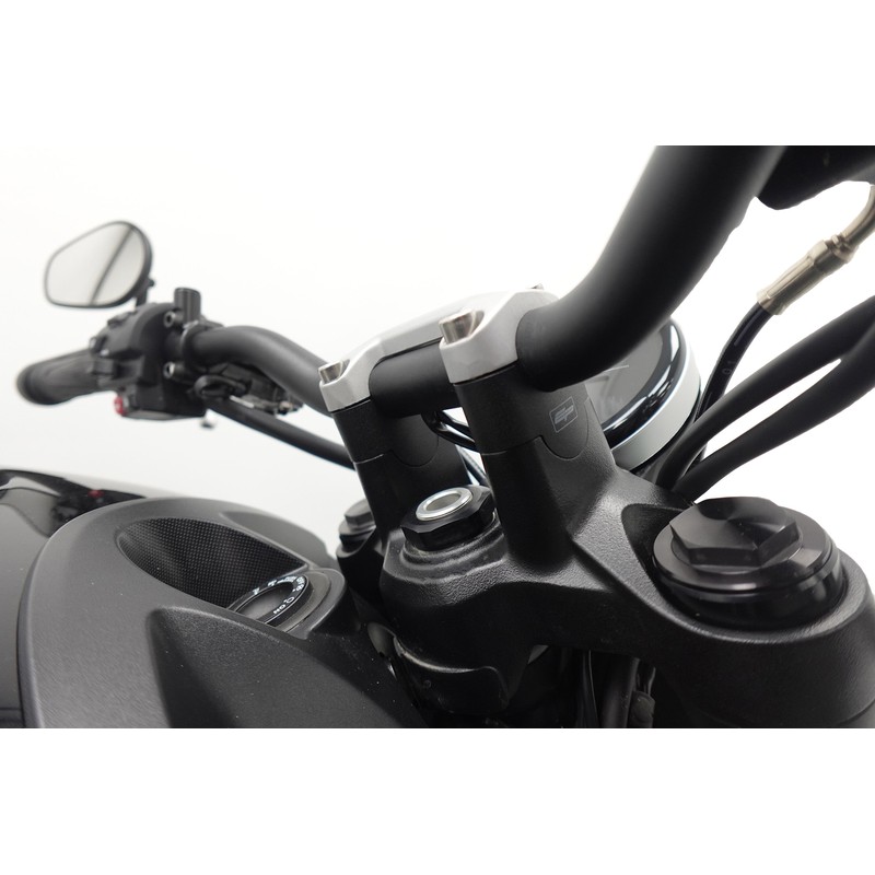 PRN016673-04 Podwyższenia kierownicy Triumph Trident 660 2026+ Evotech-performance
