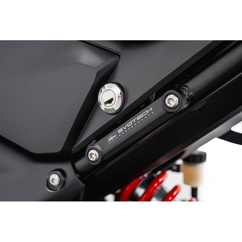 PRN020178-020435-01 Wieszaki wydechowe Kit Triumph Trident 800 2026+ Evotech-performance