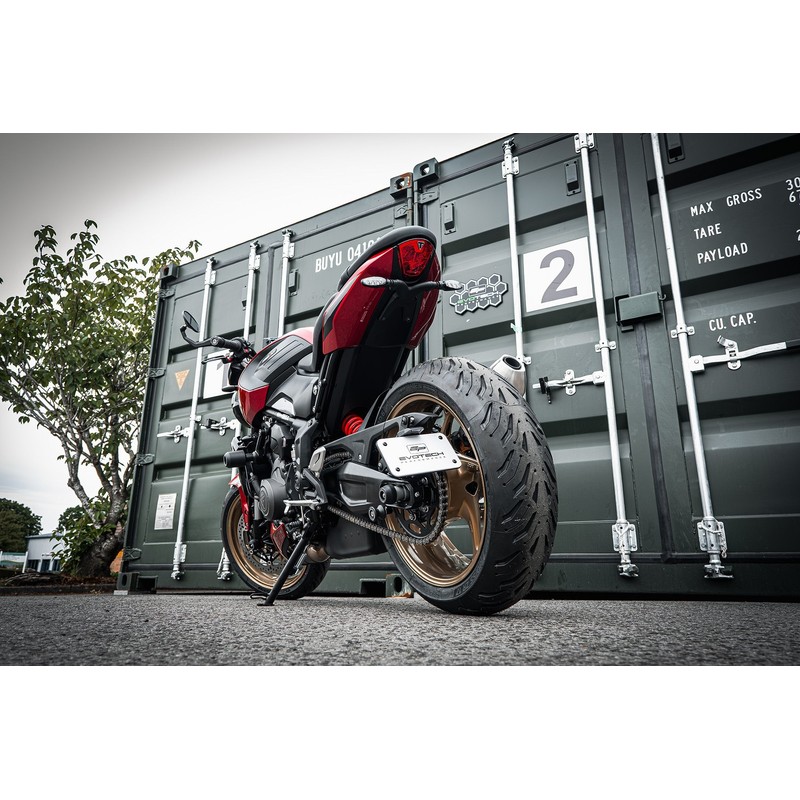 PRN020396-02 Soporte de matrícula Triumph Trident 660 2026+ Evotech-performance