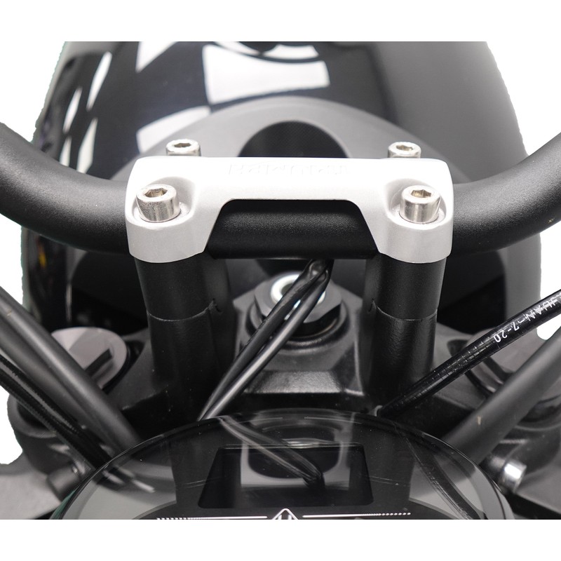 PRN016673-03 Podwyższenia kierownicy Triumph Trident 2025+ Evotech-performance