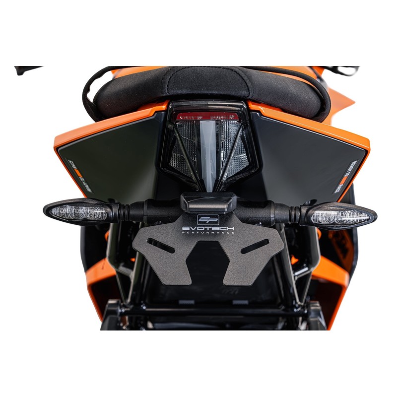 Porta Targa Ktm RC 390 2022+ Evotech-performance