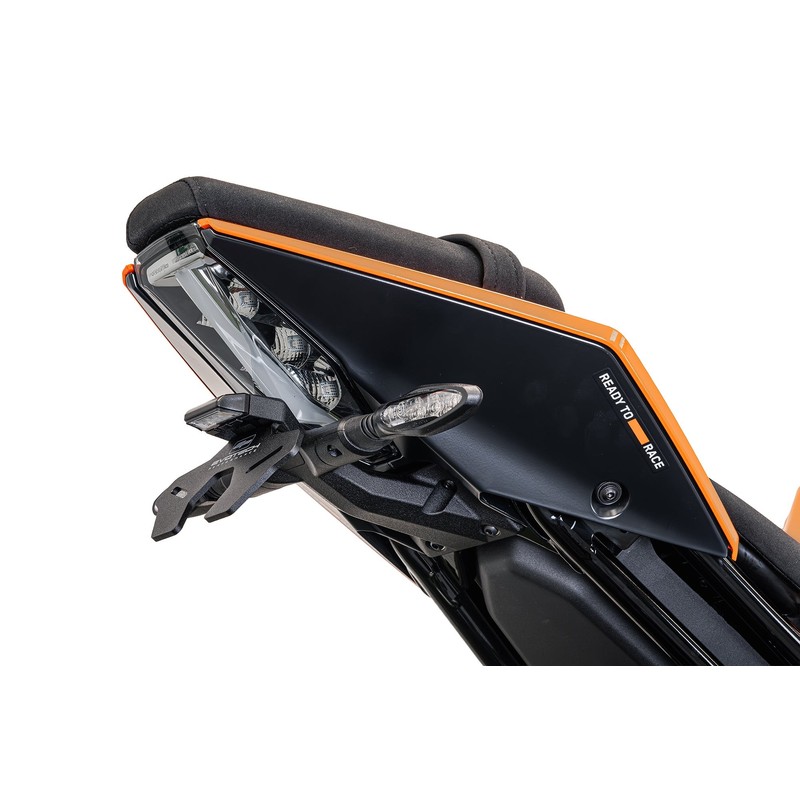 Porta Targa Ktm RC 390 2022+ Evotech-performance