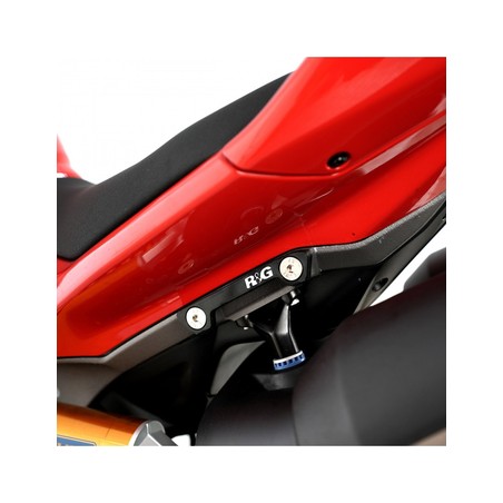 BLP0149BK R&G Placchette copri fori poggiapiedi posteriori (coppia) Ducati Streetfighter V2/V2(S) '2