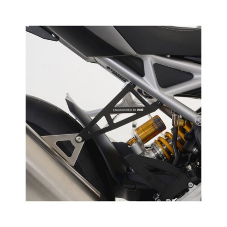 EH0109SIA R&G Staffa supporto scarito + piastra fori pedane posteriori Triumph Speed Triple 1200 RS