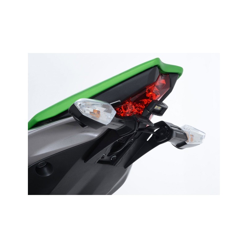 LP0186BK-SMOKE R&G Portatarga, Kawasaki 650 Vulcan S '15- / Vulcan Café '18- (luce targa fumè scuro)