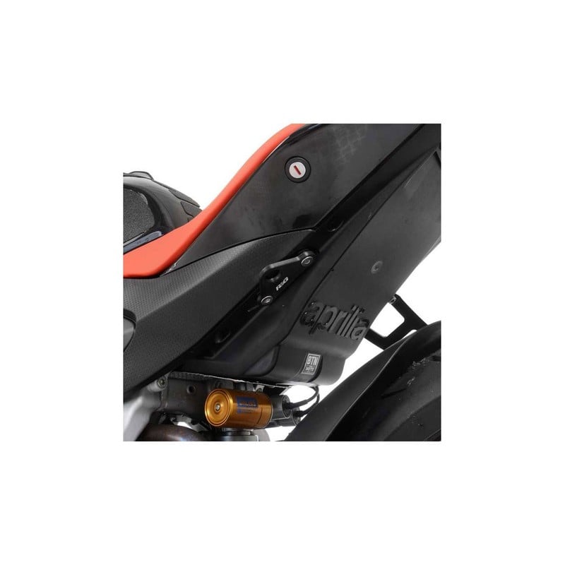 TH0036GO R&G piastra per aggancio cinghie - coppia Aprilia RSV4 1100 (Factory) '21- / Tuono 1100 (Fa