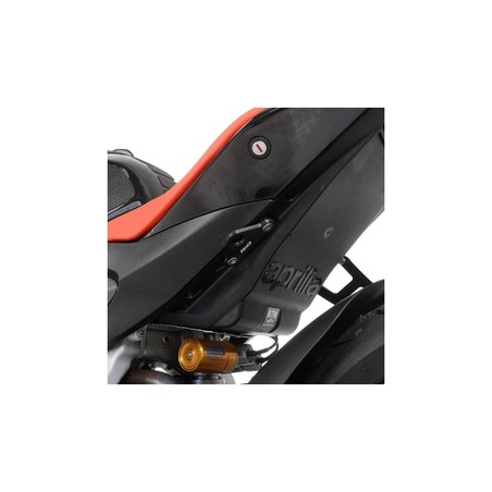 TH0036GO R&G piastra per aggancio cinghie - coppia Aprilia RSV4 1100 (Factory) '21- / Tuono 1100 (Fa