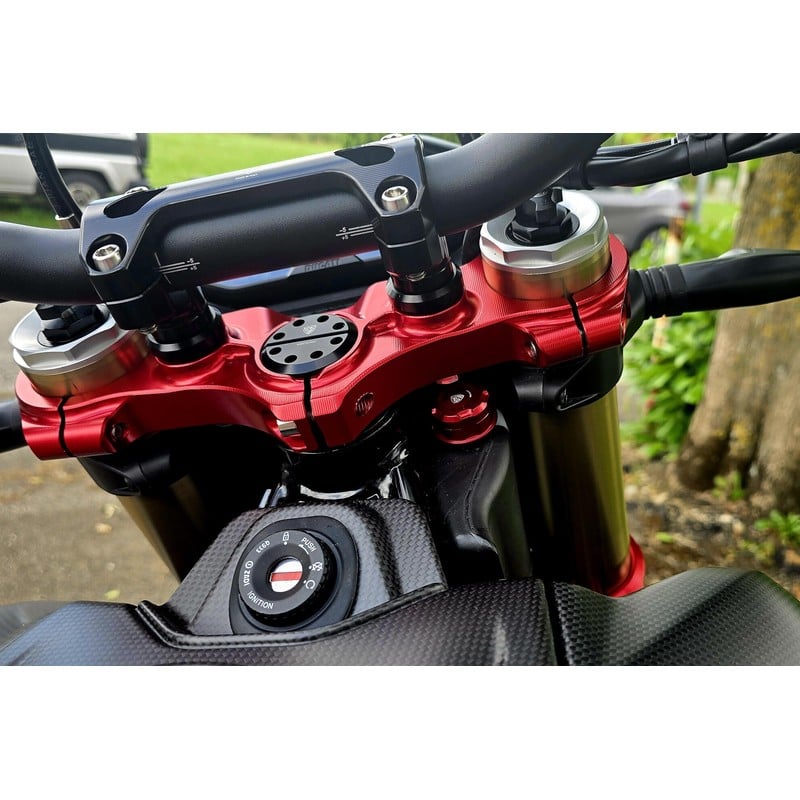 PST21 Triple clamps Top yoke Ducati Hypermotard 698 Mono 2024+ CNC Racing